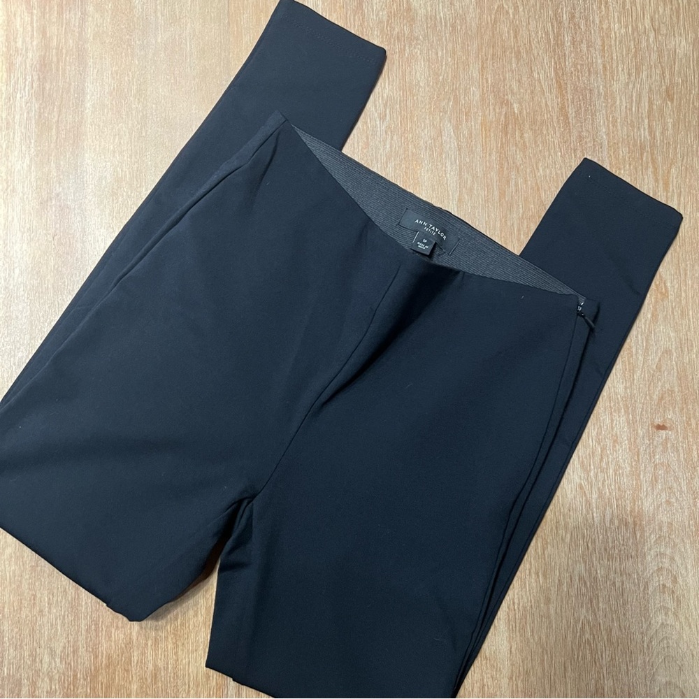 Ann Taylor Black Ponte Knit Pants SP
